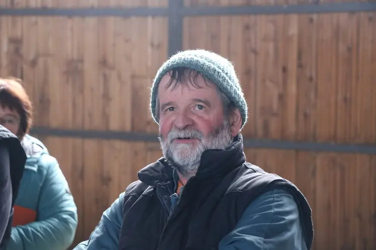 <em class="placeholder">Paul Bony, éleveur ovin dans le Puy-de-Dôme</em>
