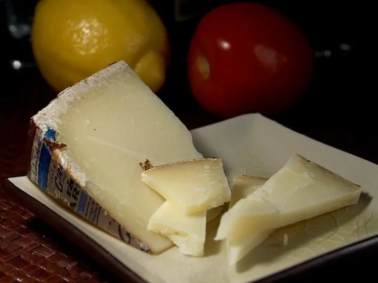 <em class="placeholder">Pecorino Romano</em>