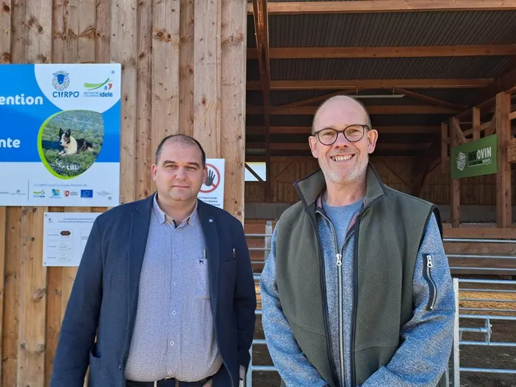 <em class="placeholder">Guillaume Metz et François Vannier</em>