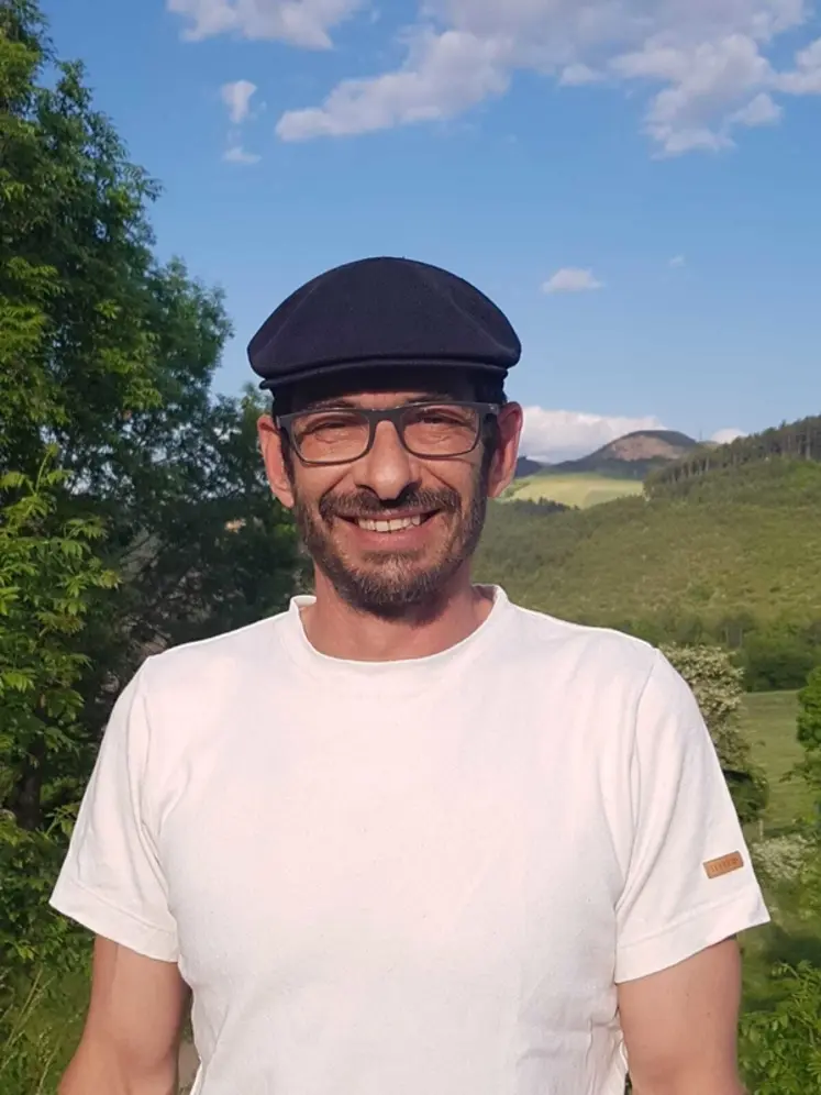 <em class="placeholder">Baptiste Barrère</em>