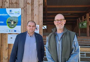 <em class="placeholder">Guillaume Metz et François Vannier</em>