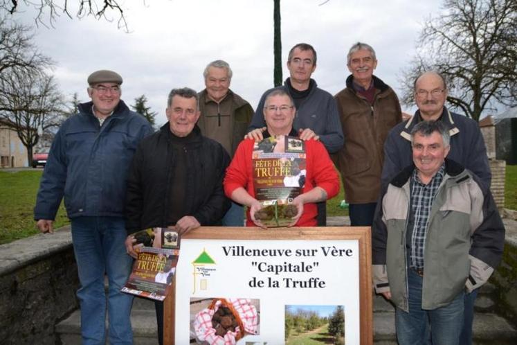 Les bénévoles de la fête de la truffe vous garantissent convivialité et gourmandise !