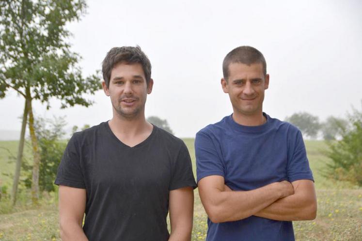 Nicolas Boutié, agriculteur à Vénès et Ghislain Perdrieux, conseiller grandes cultures à la Chambre d’agriculture du Tarn.