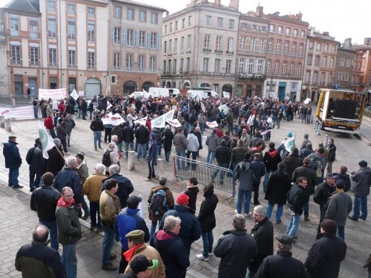 2 000 paysans, dont 150 Tarnais, sont venus manifester à Toulouse ce vendredi 14 février.