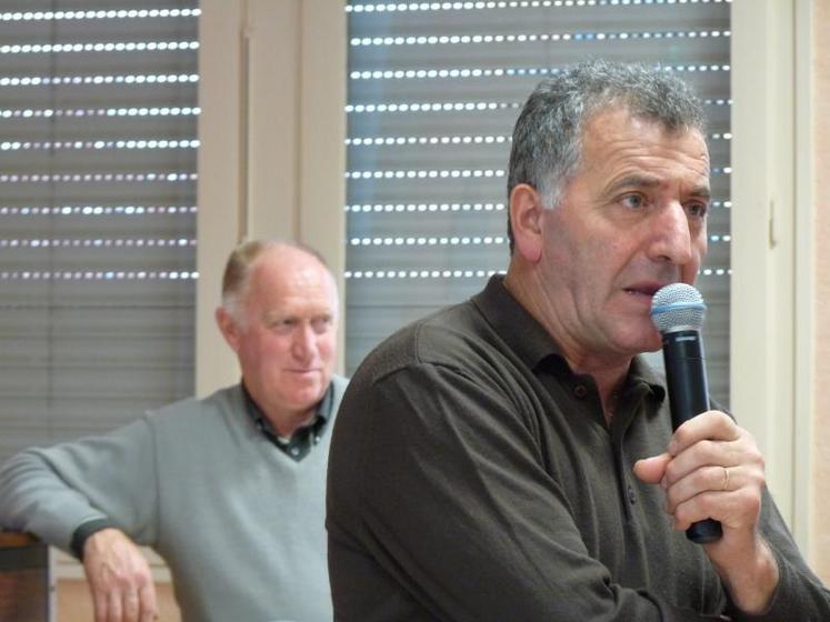 Serge Préveraud, président de la FNO, a répondu aux nombreuses questions des moutonniers tarnais lors de l’AG FDO le 10 décembre dernier