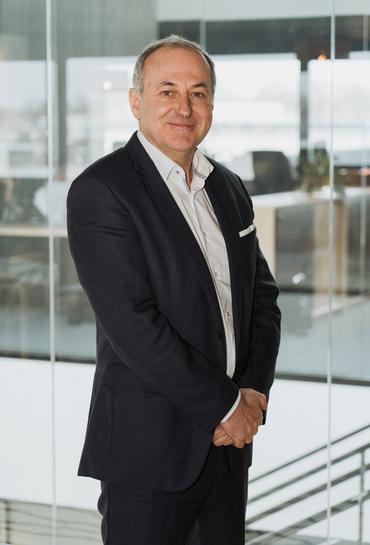 <em class="placeholder">Stéphane Poyac, directeur de la branche viandes d’Agrial : « La diversité de production de nos douze sites de transformation de charcuterie et de boucherie nous permet ...</em>