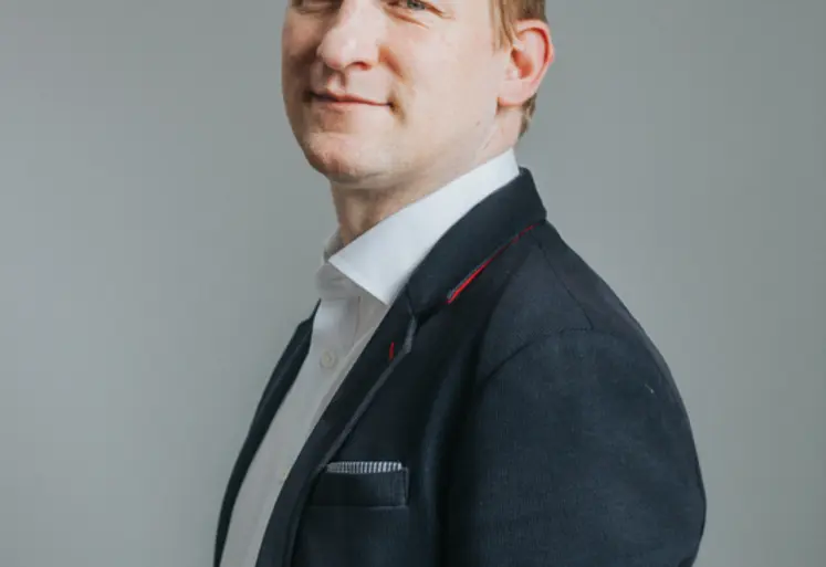 <em class="placeholder">Aleksander Traczyk est le PDG de la société Mtair</em>