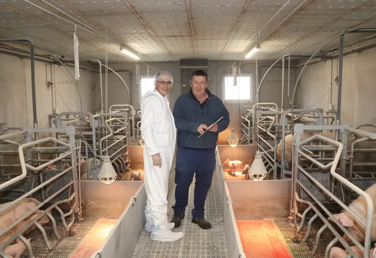 <em class="placeholder">Thierry Boulet, Porc Amor Évolution et Jean Jacques Breton, SCEA Kerroc’h : « Investir dans un post-sevrage pour améliorer la cohérence de l’élevage a permis de ...</em>
