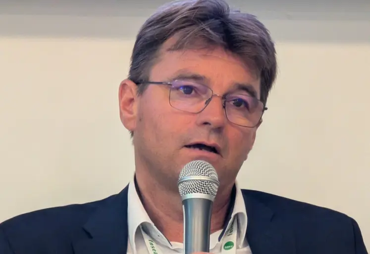 <em class="placeholder">Thierry Marchal, FNP</em>