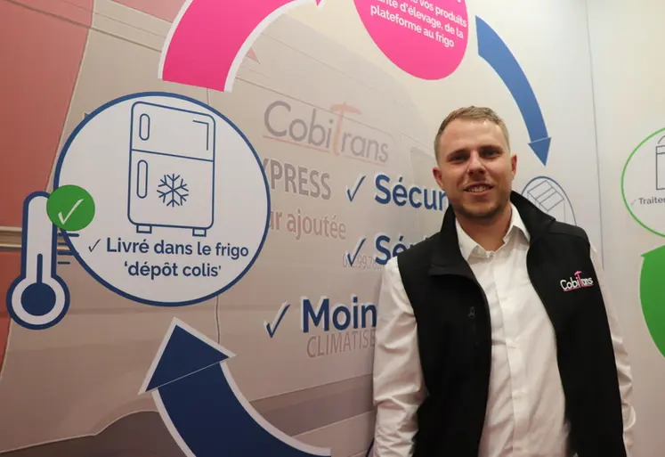 <em class="placeholder">&quot;Nous avons travaillé avec la Cooperl et des éleveurs pendant 2 ans pour mettre au point le transport Santé Fresh&quot;, indique Pierre Joulain, responsable logistique et ...</em>