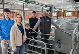 <em class="placeholder">Marie et Jérôme Brichet et leurs trois enfants Tom, Hugo et Grégoire. « Cette maternité entre dans le cadre de la restructuration de l'élevage sur un second site qui ...</em>