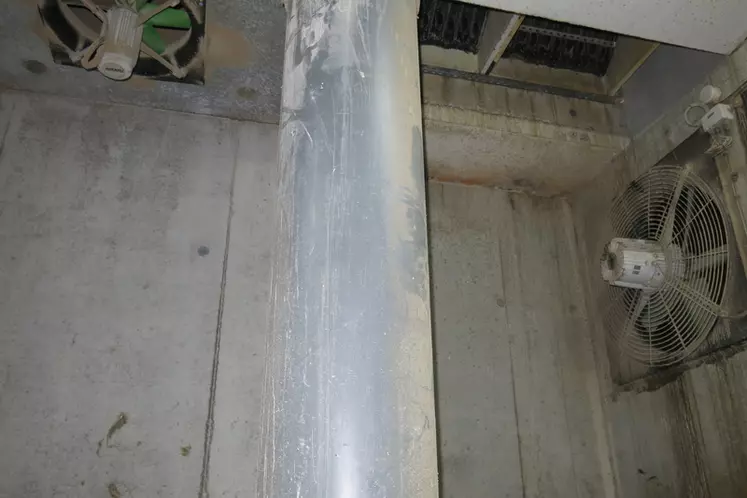 Une partie de l'air extrait des salles est dérivée vers l'échangeur de chaleur (à gauche). © Ifip