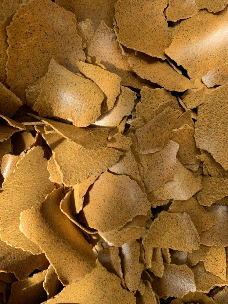<em class="placeholder">Les tourteaux obtenus par décorticage et double pression contiennent moins de matière grasse que les tourteaux expeller obtenus par une simple pression.</em>