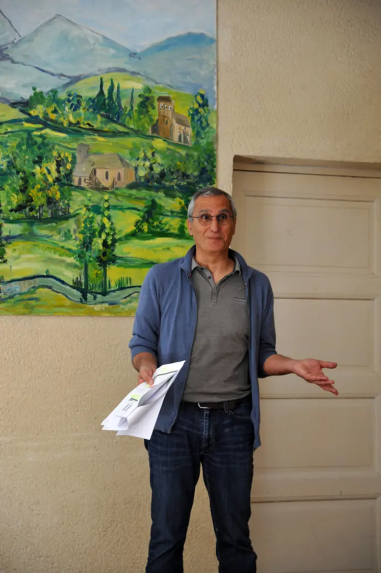 <em class="placeholder">« Dans un contexte d’agrandissement et de spécialisation des élevages, les exploitations mixtes associant bovins et porcins conservent une place essentielle dans la ...</em>
