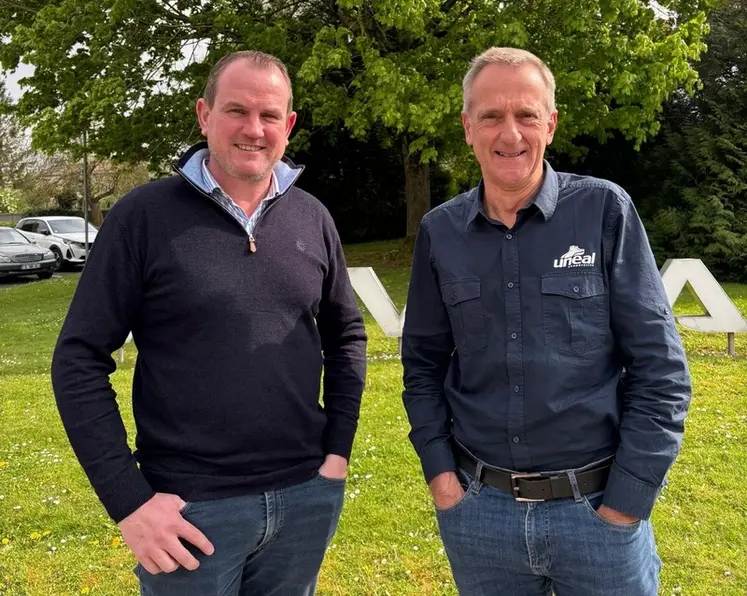 <em class="placeholder">Unéal Suidéal La Collégiale Jérémy Ghestem, directeur filières et service nutrition chez Unéal, et Patrick Lardier, animateur de la coopérative.</em>