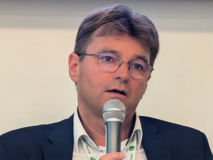 <em class="placeholder">Thierry Marchal, FNP</em>