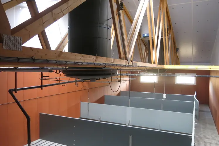 <em class="placeholder">Avec une ventilation par air pulsé (pression zéro par exemple), il est possible de maîtriser les circuits d’air malgré l’ouverture de la coque sur une courette.</em>