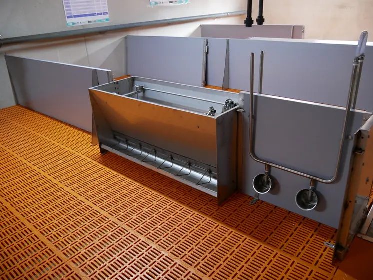 <em class="placeholder">Equipements salle de post-sevrage élevage porcin</em>