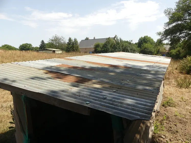 <em class="placeholder">La présence d’arbres à proximité des cabanes peut être bénéfique pour mieux gérer les coups de chaleur</em>