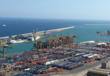 L'Espagne est parvenue à se positionner comme le principal fournisseur de la Chine (ici, le port de Barcelone). © Réussir SA
