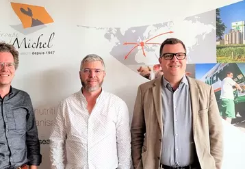 De gauche à droite, Matthias Michel (PDG), Ludovic Michel (directeur aliment  et Joachim Michel (directeur volailles).