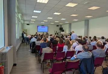 <em class="placeholder">En assemblée générale à Angers, la FNP a dénoncé , en présence de la ministre de l&#039;agriculture, Annie Genevard, les distorsions de concurrence qui risque de faire ...</em>