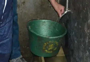 <em class="placeholder">Contrôler le débit d’eau des pipettes et bols peut permettre d’économiser l’eau</em>