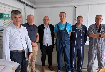 <em class="placeholder">De gauche à droite : David Dupressoir, directeur Provimi France, Michel Chiffoleau, Porcineo, François LAporte, chef produit porc Provimi France, Frédéric Lecherf, ...</em>