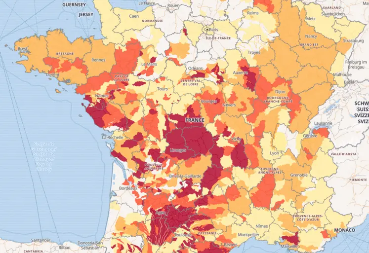 Carte de l'état des eaux superficielles en France au 14 août 2025.