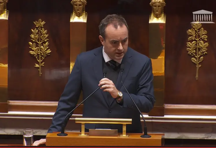 Sébastien Lecornu devant l'Assemblée nationale.