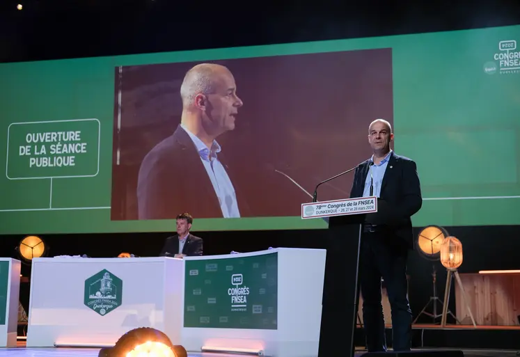 Arnaud Rousseau, président de la FNSEA, s'exprimant au congrès de la FNSEA à Dunkerque le 27 mars 2024  