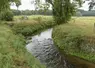  Cours d’eau entre deux parcelles agricoles  