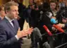 emmanuel macron devant les journalistes au sia 2025