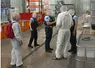 militants et gendarmes sur le site de BASF