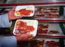 Viande de boeuf en barquettes dans un supermarché américain