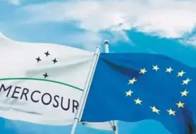 drapeau mercosur et drapeau UE