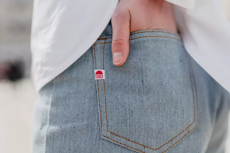 Un premier jeans avec du coton bio fran ais fabriqu en France par