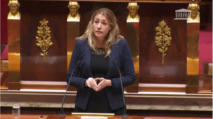 La députée écologiste Marie Pochon à l'Assemblée nationale