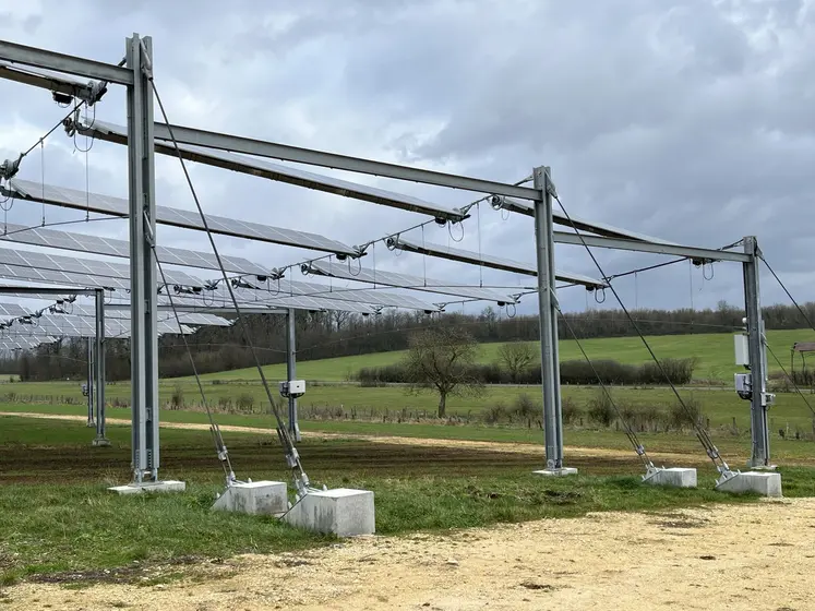 Site agrivoltaïque en grandes cultures en Saône et Loire