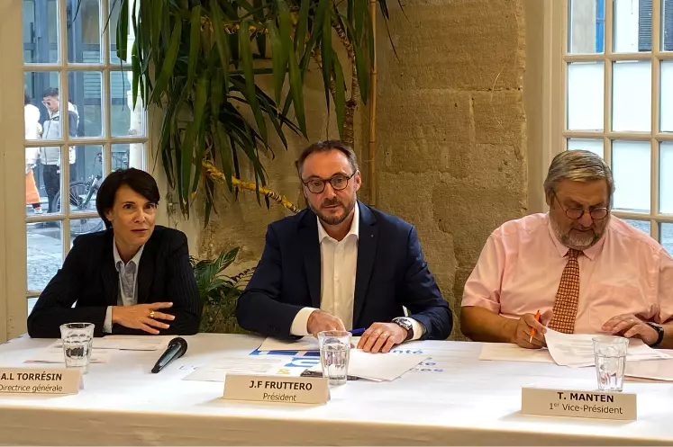 De gauche à droite : Anne-Laure Torrésin, DG de la CCMSA, Jean-François Fruttero, président et Thierry Manten, premier vice-président.