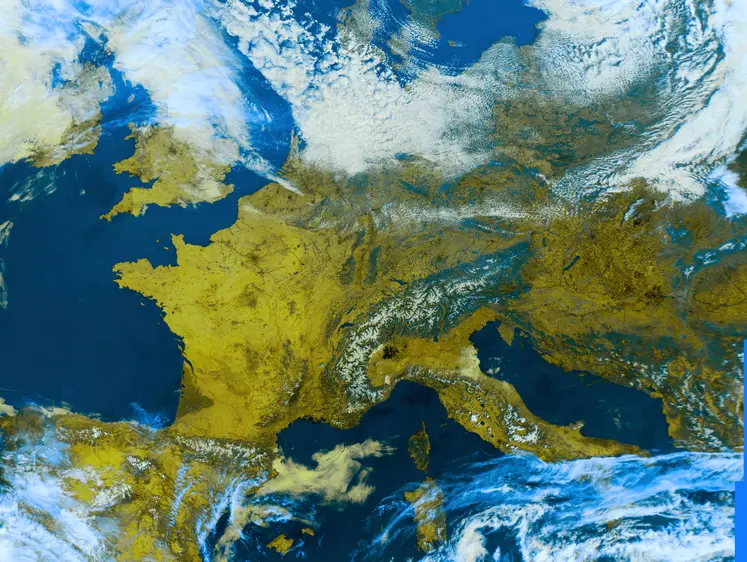 Image de la France prise par un satellite géostastionnaire.