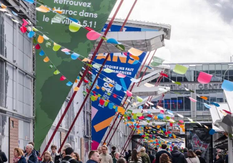 vue extérieur des pavilles du salon de l'agriculture porte de Versailles