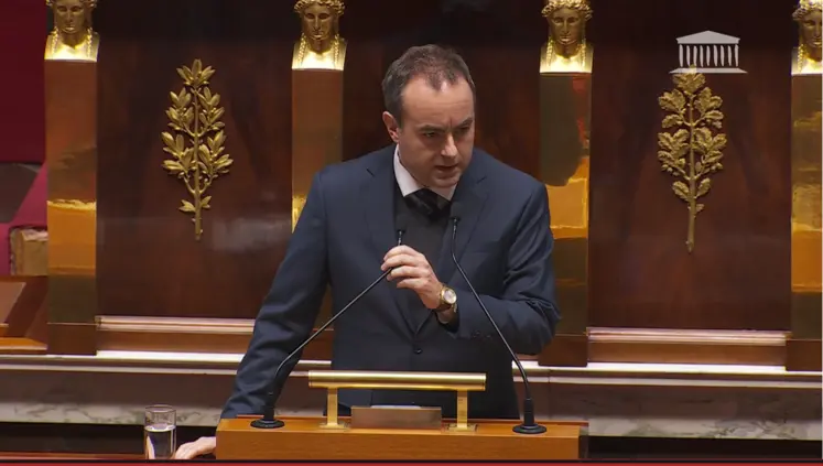 Sébastien Lecornu devant l'Assemblée nationale.