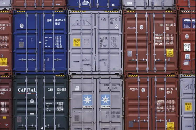 Containers maritimes dans le port de Saint-Nazaire.