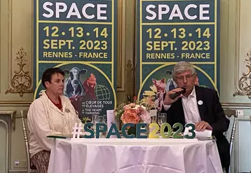 Anne Marie Quéméner, commissaire générale et Marcel Denieul, président du Space, présentent l'édition 2023 à Paris. 