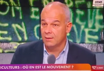 Arnaud Rousseau dans les studios de RMC