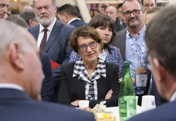 Annie Genevard, ministre démissionnaire de l’Agriculture, lors d’un débat sur le stand du Cniel le 16 septembre 2025 au Space 2025 à Rennes.