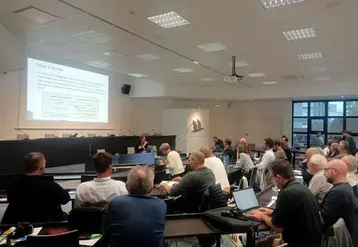 Vue d'ensemble du 7e comité consultatif du Syndicat mixte des réserves de substitution de la Charente-Maritime (17)