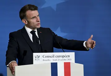 Le président de la République Emmanuel Macron le 23 octobre à Bruxelles s'exprimant à la presse lors du Conseil européen. 