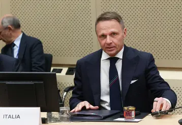 Le ministre de l’Agriculture italien Francesco Lollobrigida lors de la réunion des ministres de l'Agriculture de l'UE le 17 novembre à Bruxelles.